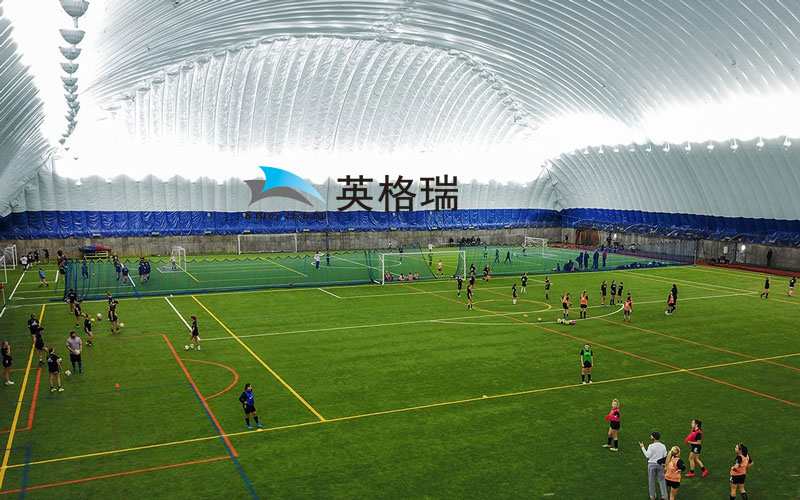 选择充香蕉在线播放APP结构建造足球场有哪些优势？